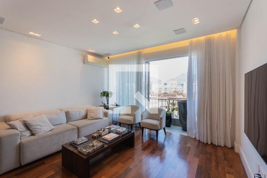 Sala de apartamento para alugar com 3 quartos, 150m² em Tijuca, Rio de Janeiro