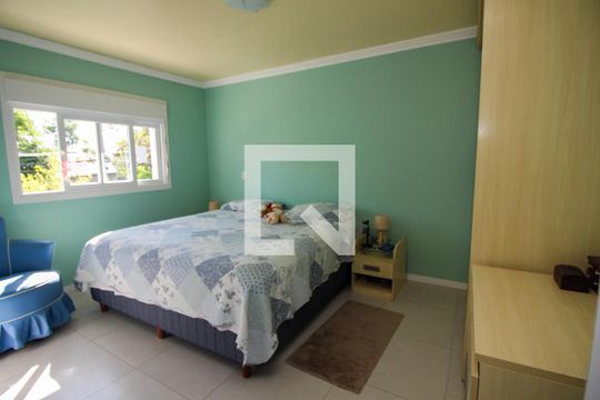 Suíte 1 de casa à venda com 4 quartos, 215m² em Jardim Isabel, Porto Alegre