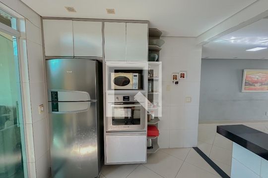 Casa à venda com 3 quartos, 186m² em Juliana, Belo Horizonte