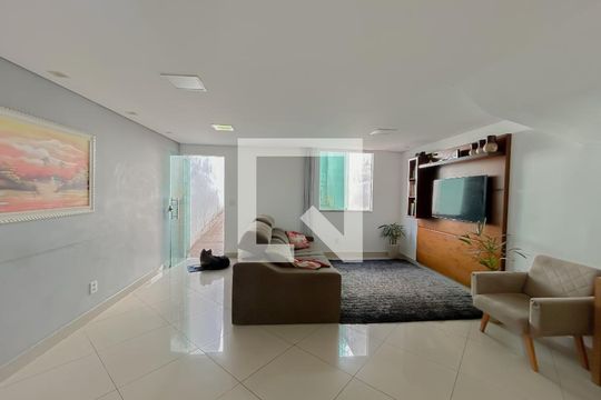 Casa à venda com 3 quartos, 186m² em Juliana, Belo Horizonte