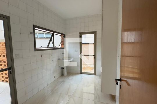 Casa de Condomínio à venda com 6 quartos, 420m² em Alphaville, Santana de Parnaíba