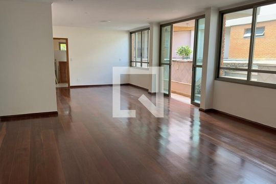 Casa de Condomínio à venda com 6 quartos, 420m² em Alphaville, Santana de Parnaíba