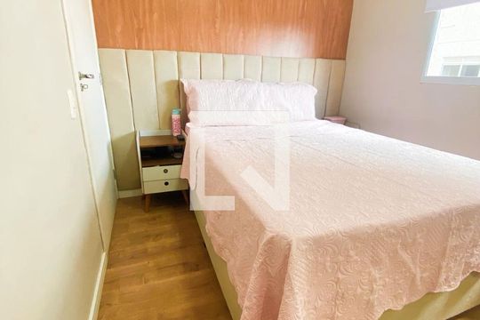 Quarto de apartamento à venda com 2 quartos, 42m² em Jardim do Lago, Osasco