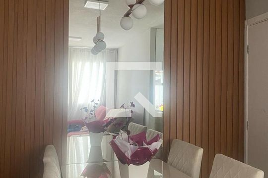 Sala de apartamento à venda com 2 quartos, 42m² em Jardim do Lago, Osasco