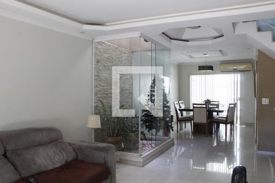 Casa de Condomínio à venda com 5 quartos, 270m² em Jacarepaguá, Rio de Janeiro