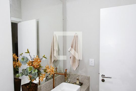 Lavabo de casa à venda com 1 quarto, 600m² em Padre Eustáquio, Belo Horizonte
