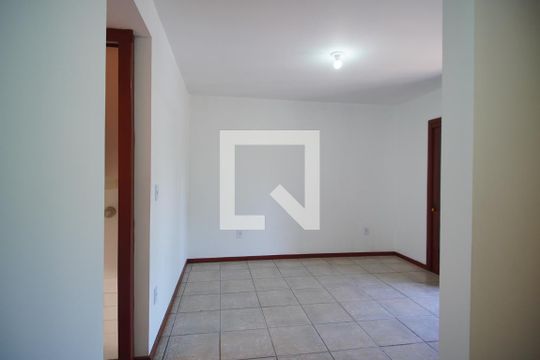 Sala de Estar de casa para alugar com 4 quartos, 175m² em Jardim Itu, Porto Alegre