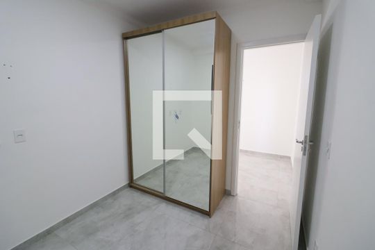Quarto de apartamento à venda com 1 quarto, 30m² em Km 18, Osasco