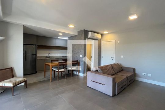 Apartamento para alugar com 2 quartos, 92m² em Cambuí, Campinas