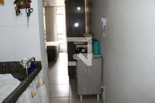 Cozinha de kitnet/studio à venda com 1 quarto, 30m² em Vila Buarque, São Paulo