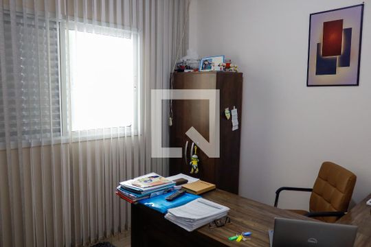 Quarto 1 de casa à venda com 4 quartos, 238m² em Bela Vista, Osasco