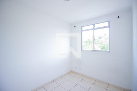 Quarto 2 de apartamento à venda com 2 quartos, 60m² em Cabral, Contagem
