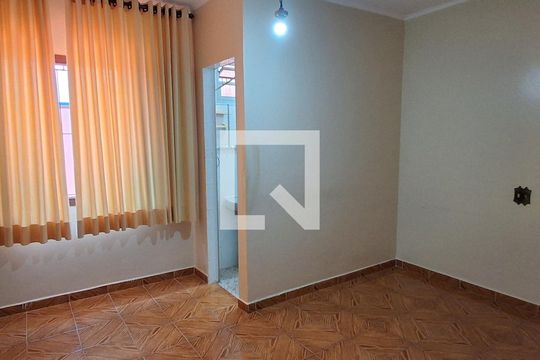 Suíte de casa à venda com 4 quartos, 166m² em Jardim Sao Caetano, São Caetano do Sul