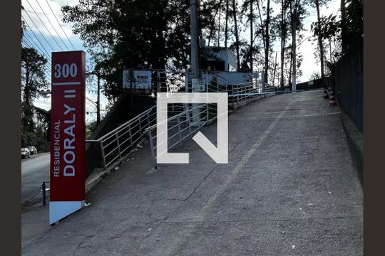 Fachada de apartamento para alugar com 2 quartos, 44m² em Jardim Sao Luis (zona Norte), Guarulhos