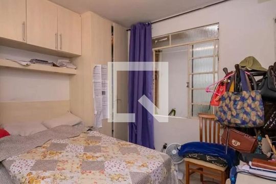 Casa para alugar com 13 quartos, 275m² em Horto Florestal, Belo Horizonte
