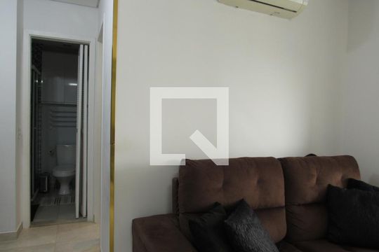 Sala de apartamento à venda com 1 quarto, 41m² em Continental, Osasco