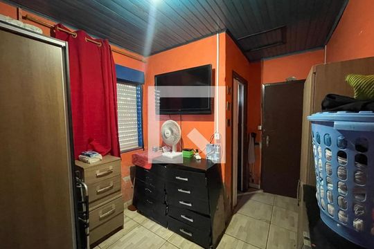 Casa à venda com 2 quartos, 100m² em Santa Teresa, São Leopoldo