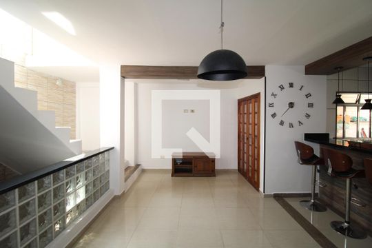 Sala / Cozinha de casa à venda com 2 quartos, 108m² em Santana, São Paulo