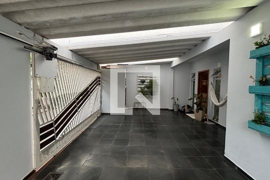 Quintal - Garagem de casa à venda com 2 quartos, 136m² em Vila Assunção, Santo André