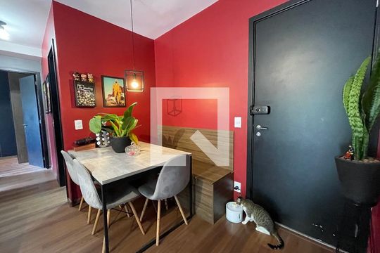 Sala de apartamento à venda com 2 quartos, 57m² em Ferreira, São Paulo