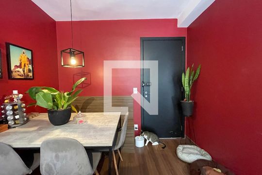 Sala de apartamento à venda com 2 quartos, 57m² em Ferreira, São Paulo