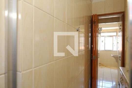 Banheiro de apartamento à venda com 2 quartos, 50m² em Jardim Bonifacio, São Paulo