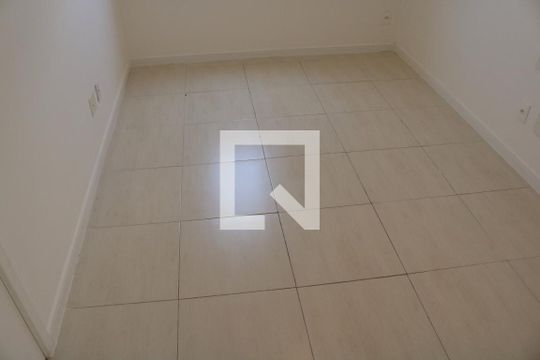 Suíte de apartamento à venda com 2 quartos, 62m² em Vila Romana, São Paulo
