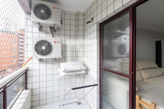 Apartamento para alugar com 2 quartos, 84m² em Vila Tupi, Praia Grande