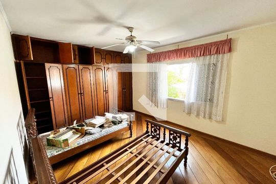 Quarto 1 de casa à venda com 4 quartos, 200m² em Jardim do Colegio (zona Norte), São Paulo
