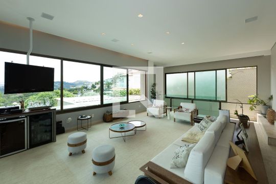 Sala de Estar de casa de condomínio à venda com 4 quartos, 500m² em Vila Castela, Nova Lima
