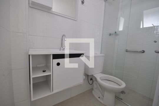 Banheiro do Quarto Suíte de apartamento à venda com 2 quartos, 68m² em Vila Medeiros, São Paulo