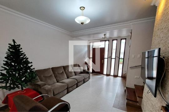 Casa para alugar com 4 quartos, 225m² em Planalto Paulista, São Paulo