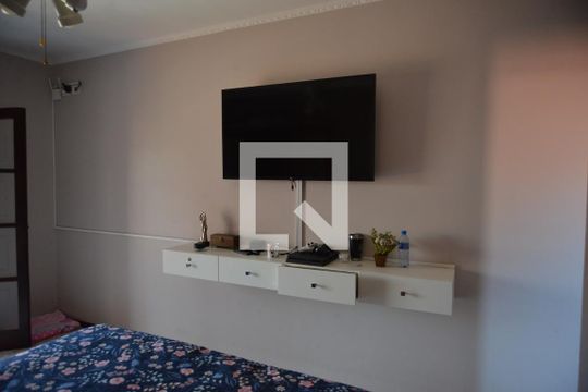 Quarto Suíte de casa à venda com 3 quartos, 288m² em Vila Lucinda, Santo André
