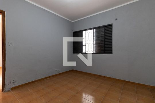 Quarto 1 de casa para alugar com 3 quartos, 85m² em Aclimação, São Paulo