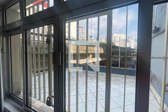 janela de apartamento à venda com 1 quarto, 30m² em Campos Elíseos, São Paulo