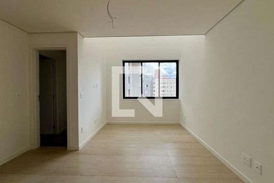 sala  de apartamento para alugar com 2 quartos, 128m² em Santo Antônio, Belo Horizonte