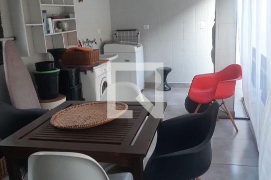 Área Externa de casa à venda com 3 quartos, 135m² em Vila California, São Paulo