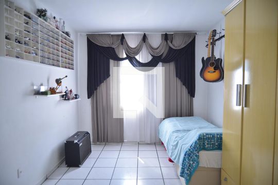 Quarto 1 de casa à venda com 2 quartos, 350m² em Vila Guiomar, Santo André