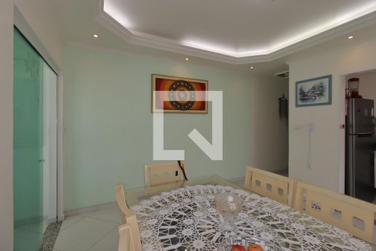 Sala de Jantar de casa à venda com 2 quartos, 250m² em Vila Valparaíso, Santo André
