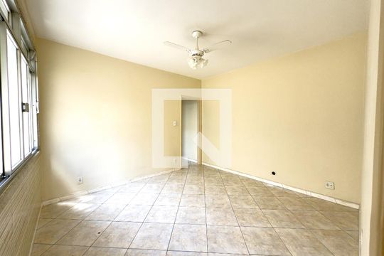 Sala de apartamento para alugar com 2 quartos, 71m² em Irajá, Rio de Janeiro