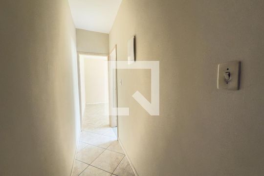 Sala Corredor  de apartamento para alugar com 2 quartos, 71m² em Irajá, Rio de Janeiro