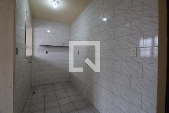 Cozinha de kitnet/studio para alugar com 1 quarto, 46m² em Mathias Velho, Canoas