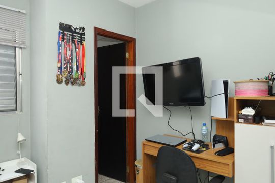 Suíte 1 de casa à venda com 2 quartos, 136m² em Vila Verde, São Paulo