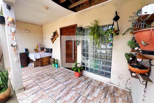 Casa à venda com 3 quartos, 180m² em Santos Dumont, São Leopoldo