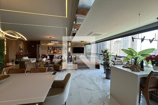 Sala de apartamento à venda com 3 quartos, 228m² em Alphaville Empresarial, Barueri