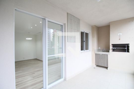 Varanda Sala de apartamento à venda com 3 quartos, 105m² em Jardim Vazani, São Paulo