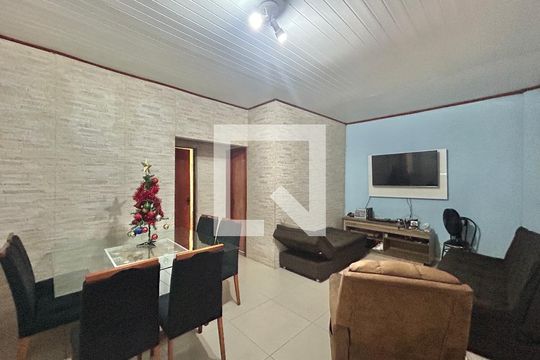 Sala de casa à venda com 3 quartos, 113m² em Canudos, Novo Hamburgo