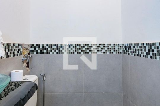 lavabo 1 de casa à venda com 4 quartos, 330m² em Santa Lúcia, Belo Horizonte