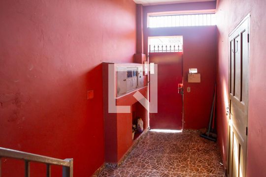 Hall de entrada de casa à venda com 3 quartos, 190m² em Campanário, Diadema