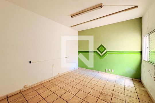 Quarto 4 de casa para alugar com 4 quartos, 310m² em Centro, Jundiaí
